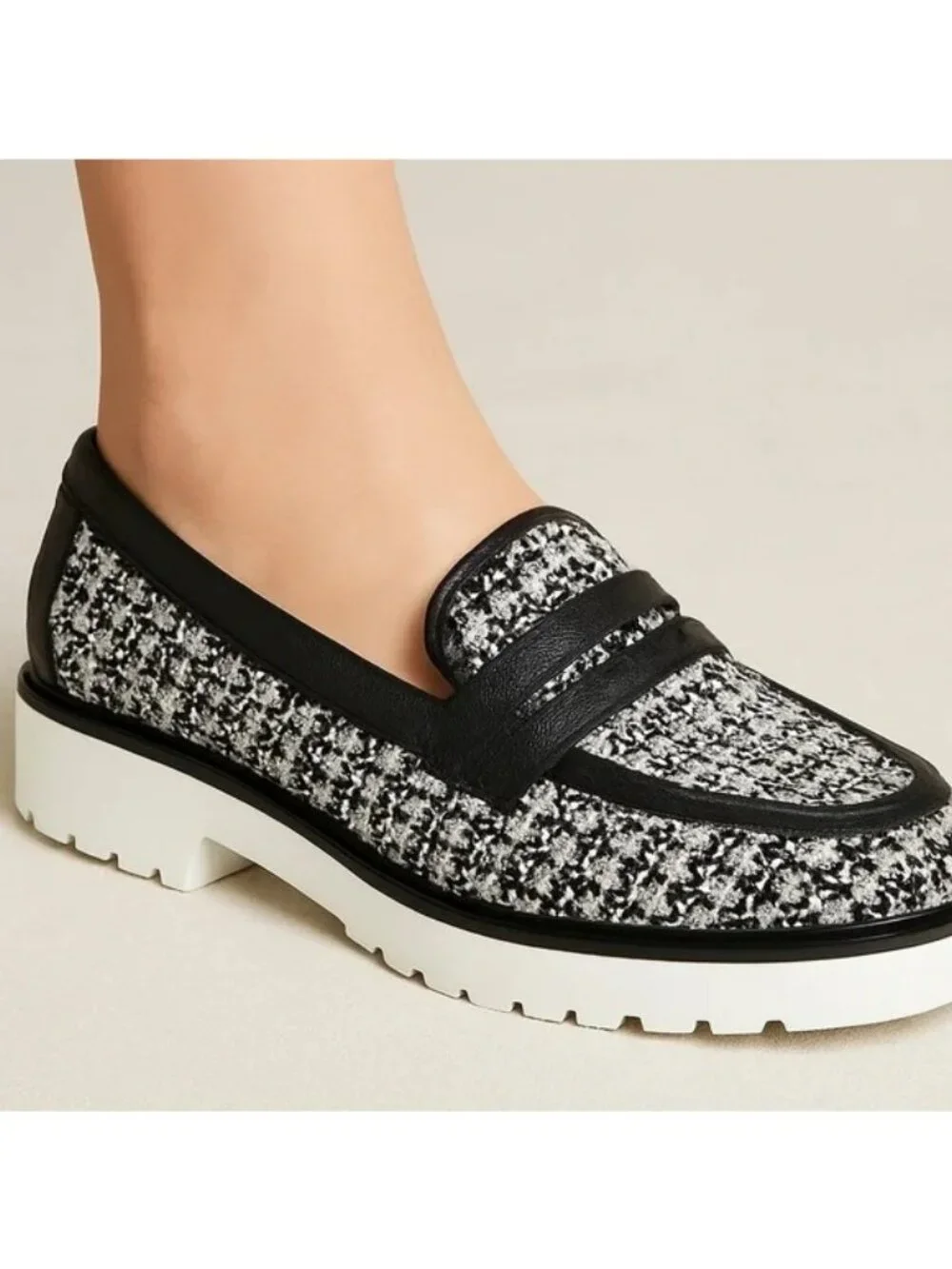 NYDJ Women's Owens Loafers in Black and White Size 8.5 - Picture 5 of 7